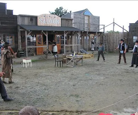 Ranc Kostelany 3* 크로메르지